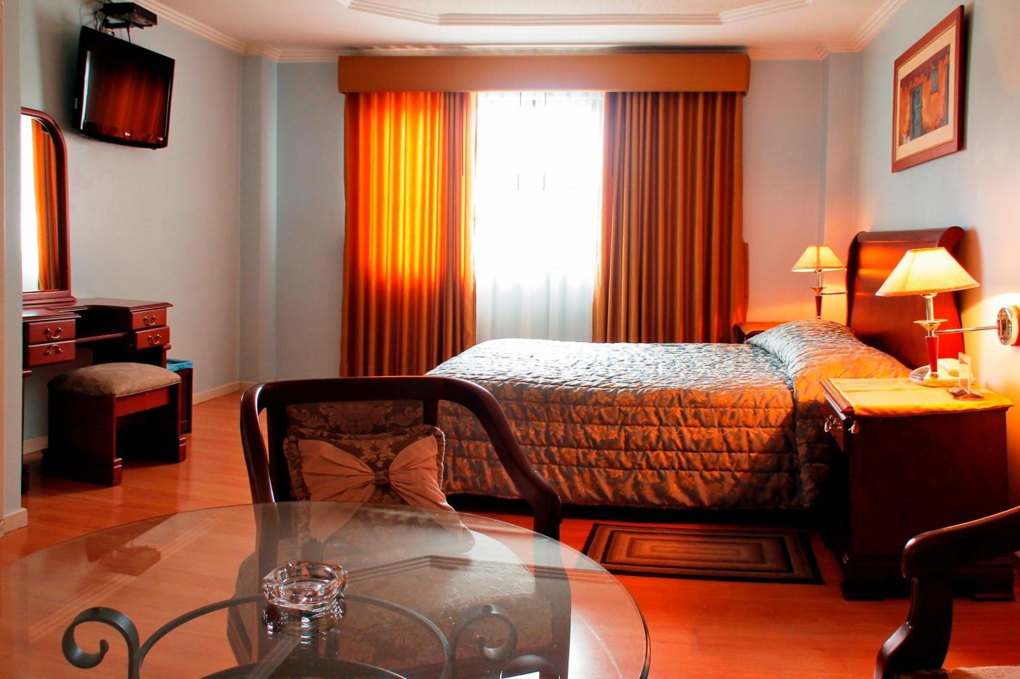 Hotel Yanuncay Cuenca Quarto foto